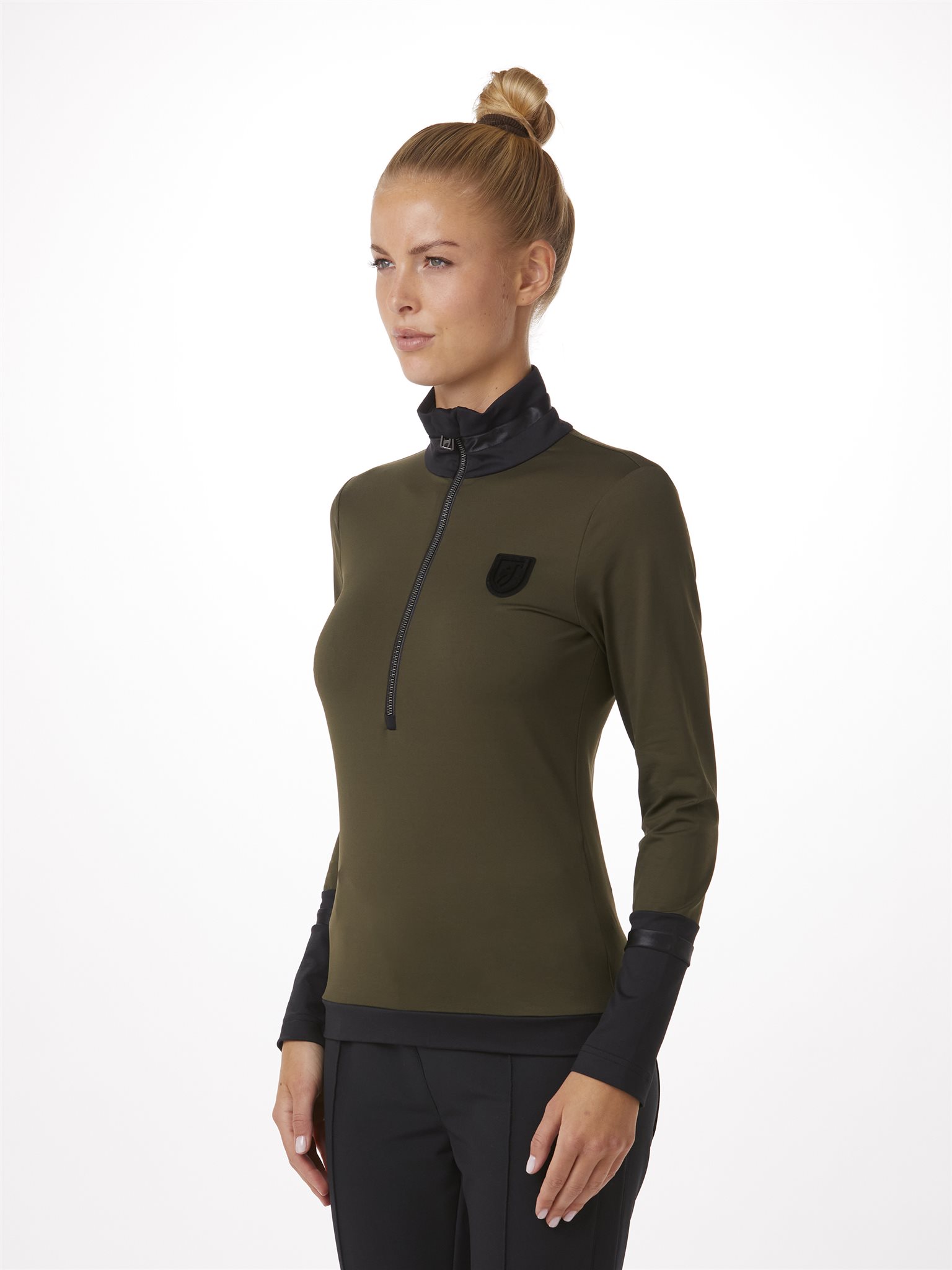 AMIE Women First Layer