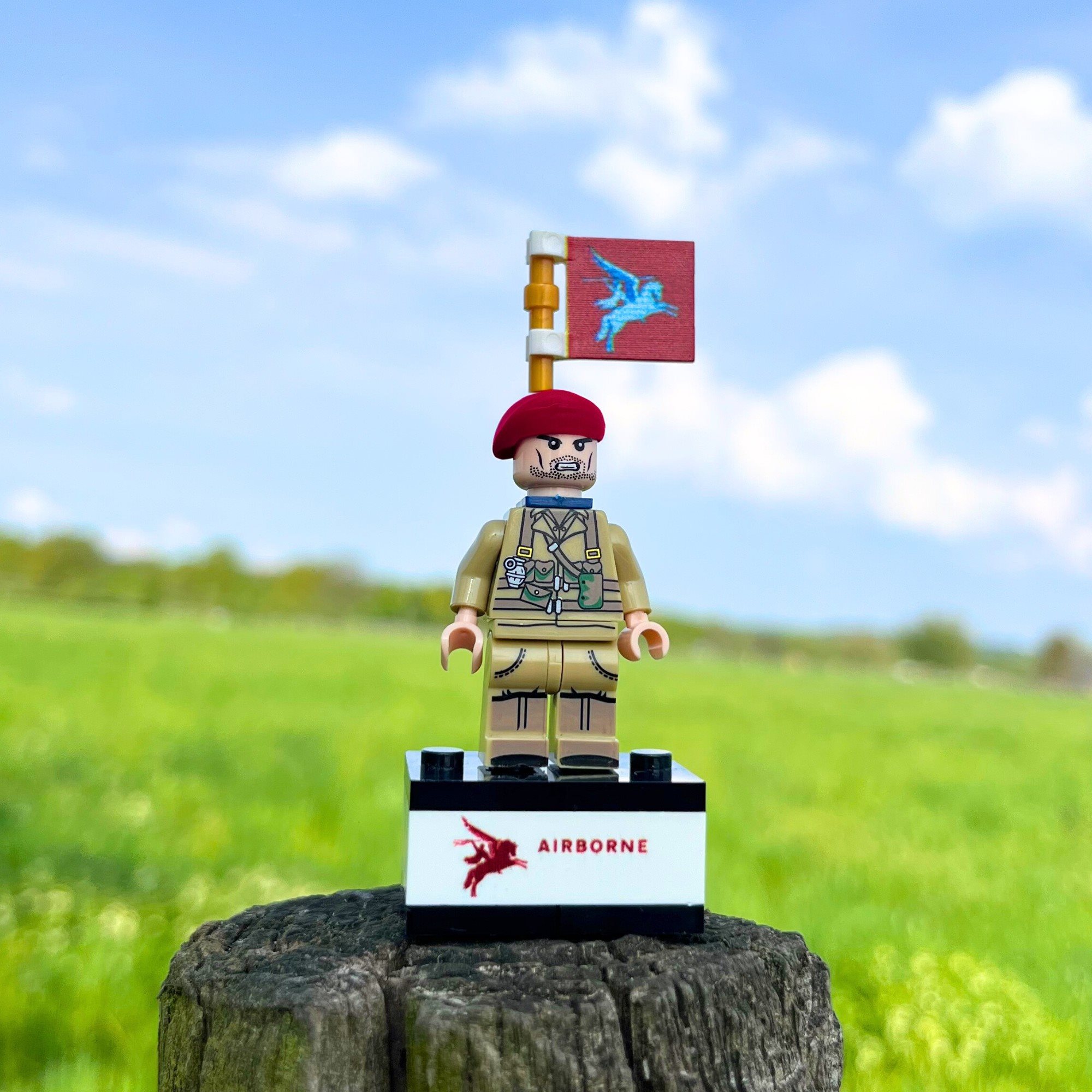 Airborne Poppetje - Rode Baret